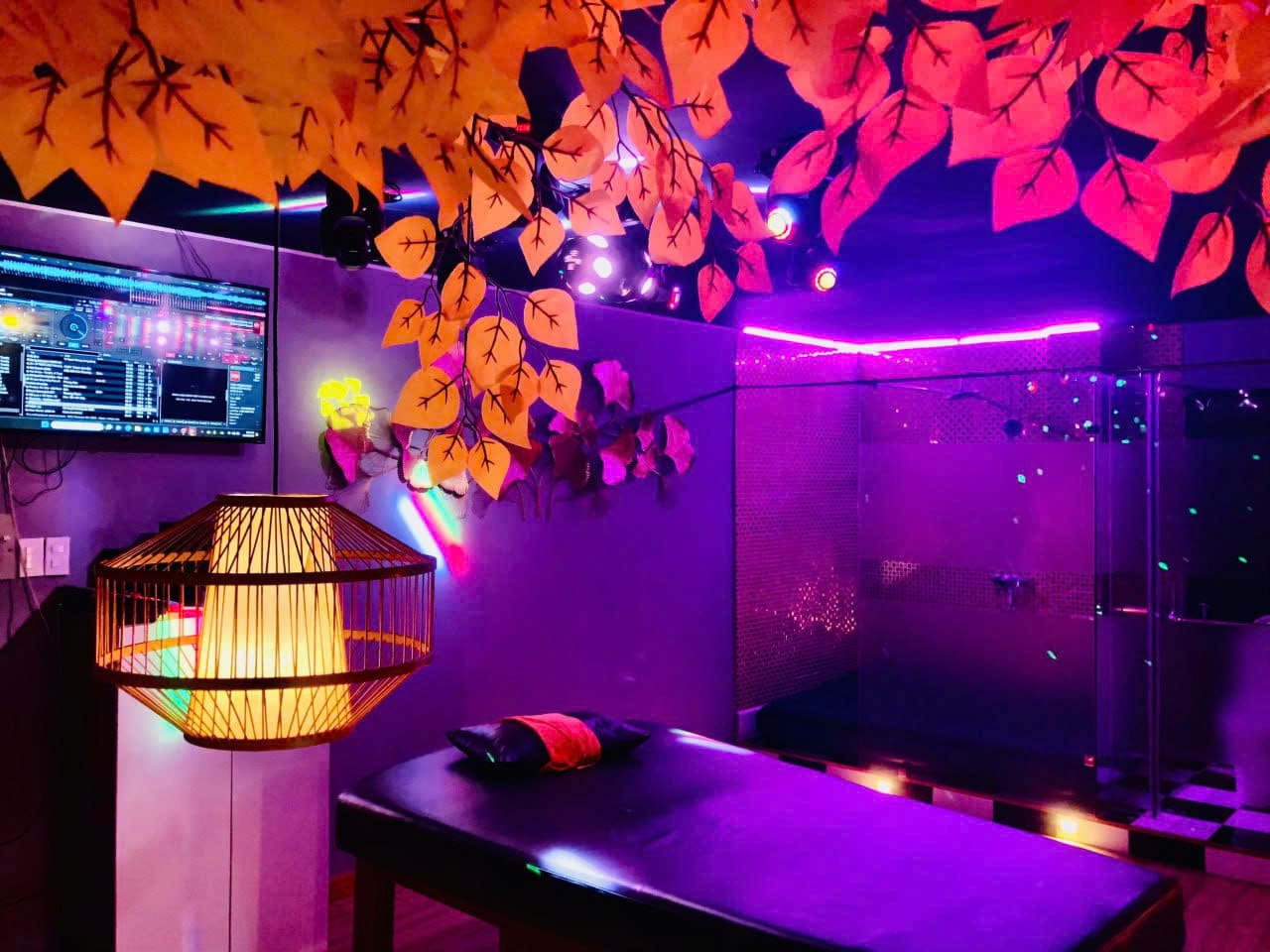 Massage phê ác Luxury Tân Phú